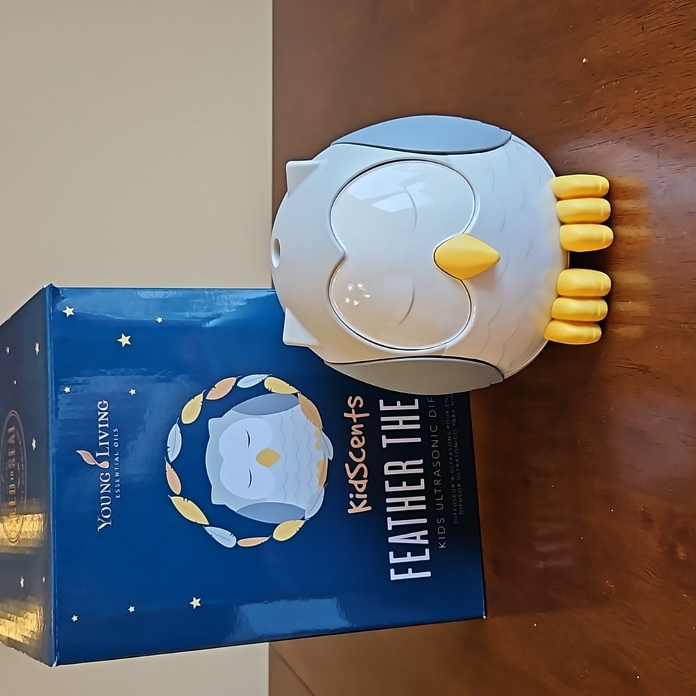 Young Living Feather The Owl Ultrasonic Diffuser